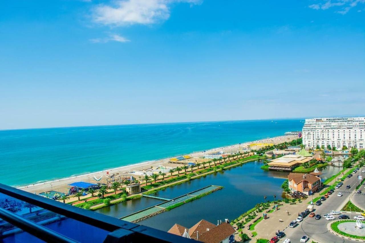 Batumi Hotel Exterior photo